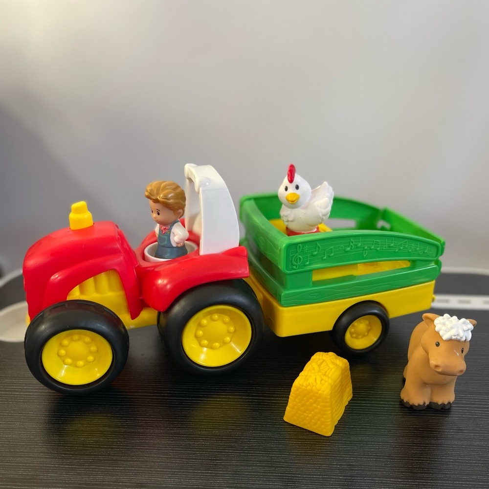 Fisher-Price Little People Tow 'N Pull Tractor